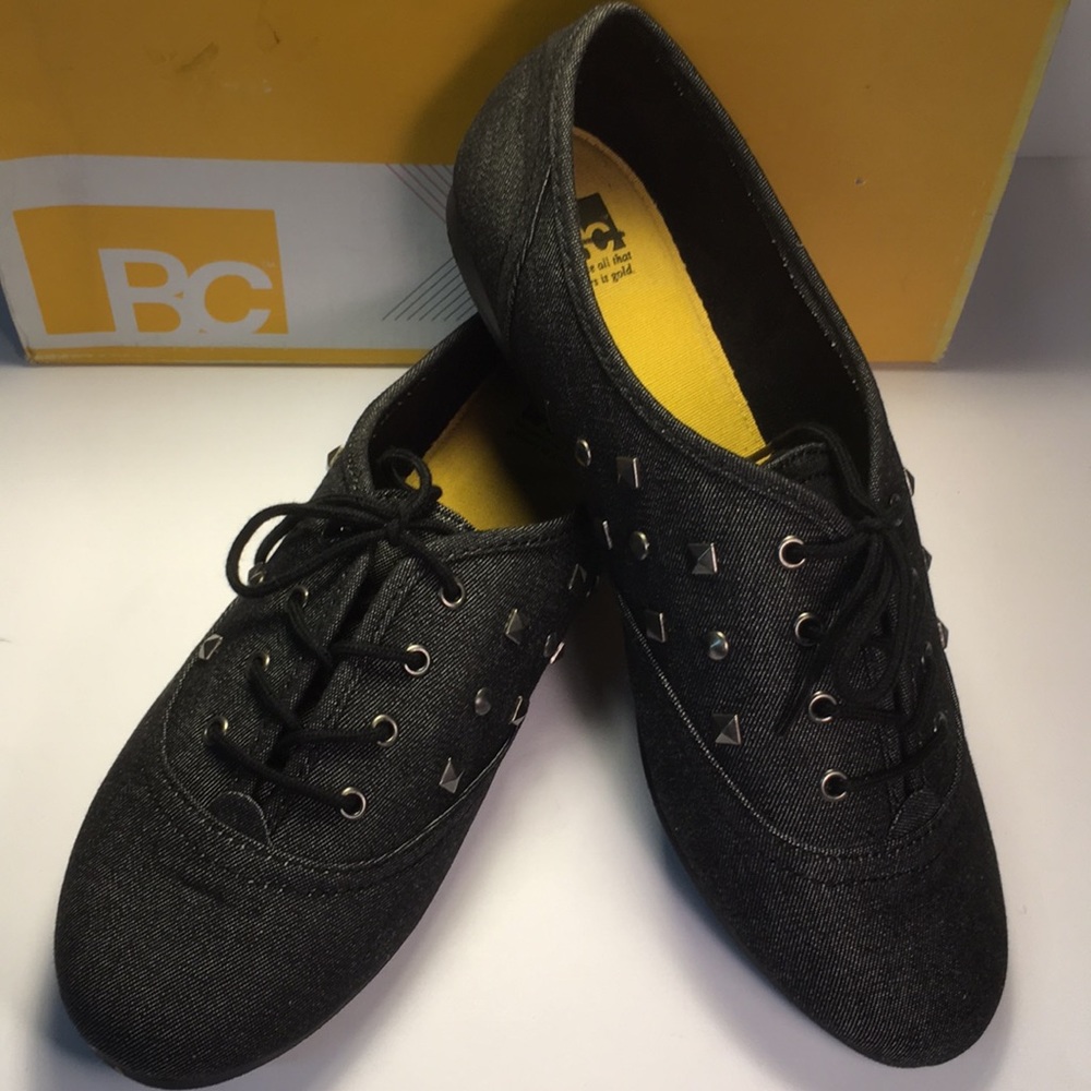 BC - Black denim studded lace-up shoes NWT size 8 - Picture 2 of 7